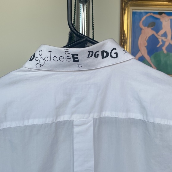 D&G | Logo Print Button Up - Picture 10 of 14